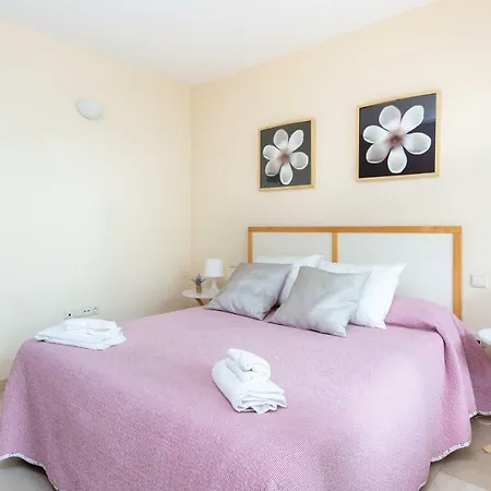 Home2book Cruz Ocean Views *
